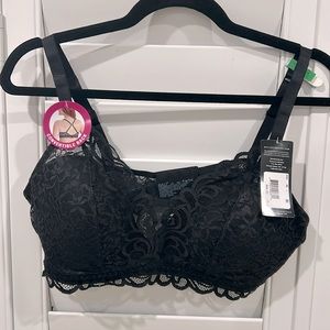 Bali Wireless Lace Bra Convertible back